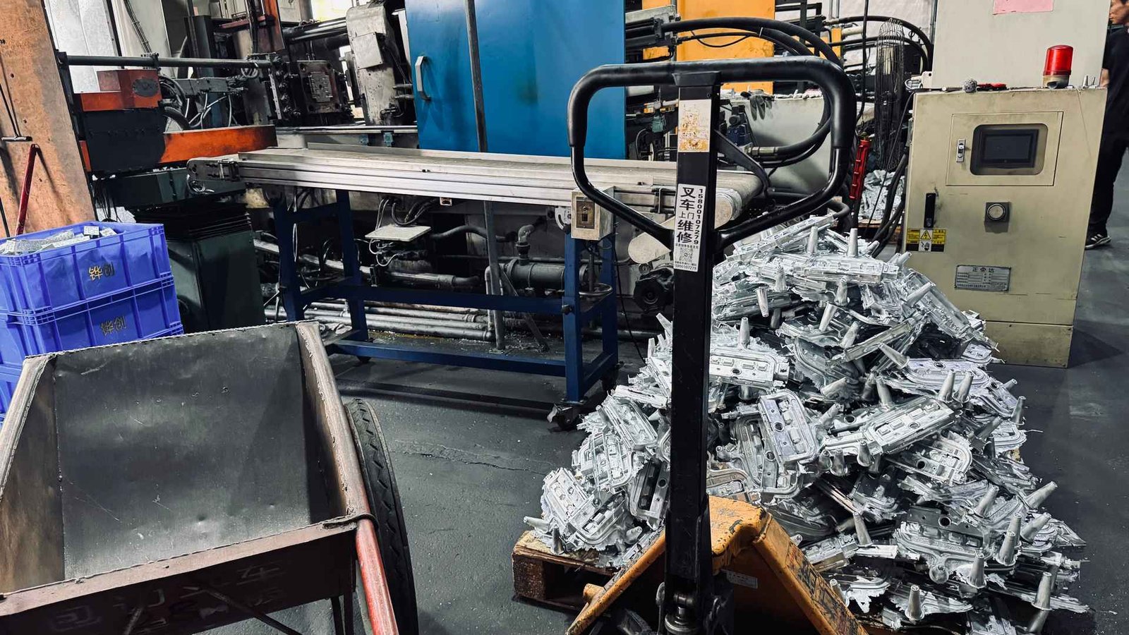 Automated die casting machine production