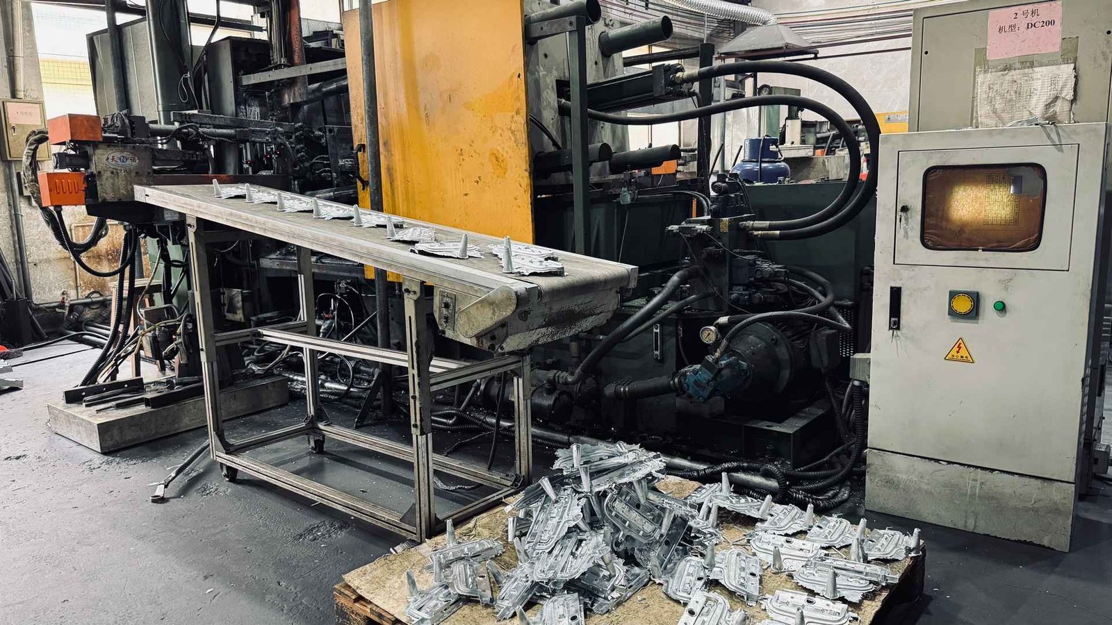 Metal stamping press machinery workshop